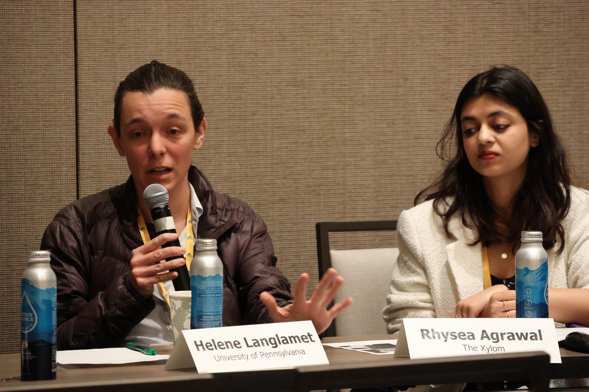 Sushmitav1's tweet image. CoP30 discussions on #JustTransition remind me of a panel I brought together on the issue from reporters across the world including @karlamendes @pulitzercenter @sejorg 
Despite our different contexts, the MO through which frontline communities are sidelined, remained the same.