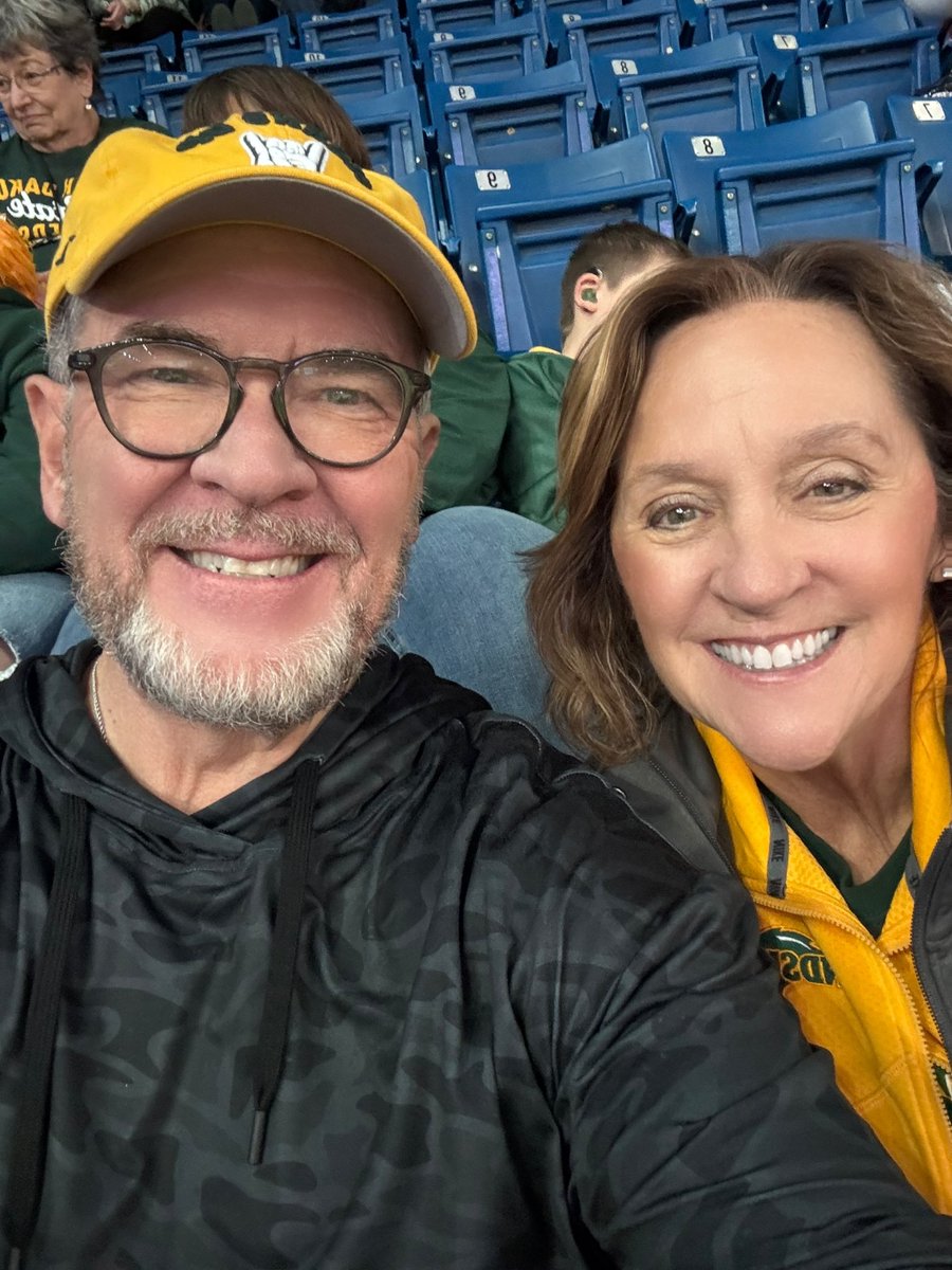 djarvin1217's tweet photo. #ScheelsGameDay https://t.co/0hd2NuaLrc