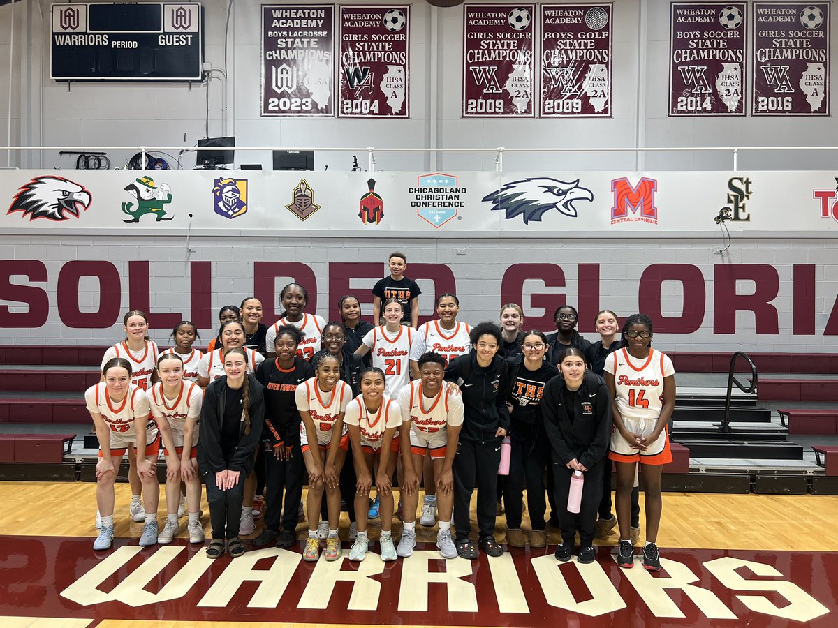 UTPanthers_GBB's tweet image. Wheaton Academy Thanksgiving Tournament 
Varsity 2-1, Sophomores 3-0

#PantherPride