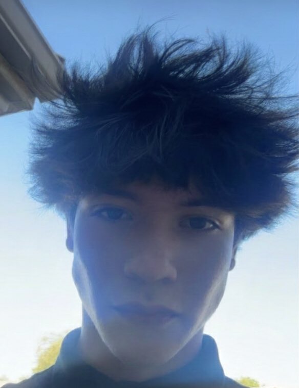 Bjelicaist's tweet image. Normalde kendimi paylaşmam da yorumlarınızı merak ettim, 1. Fotoğraf geçen senenin eylülünde çekildi, 2.’si de dün çekildi, 3/10 dan 7/10 olmuş bulunmaktayım ve halen daha incelim, bu halde olmamın sebebi ne olabilir?