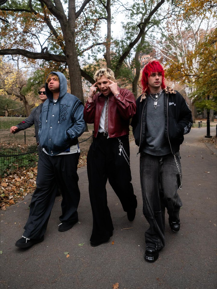 they’re so twilight coded