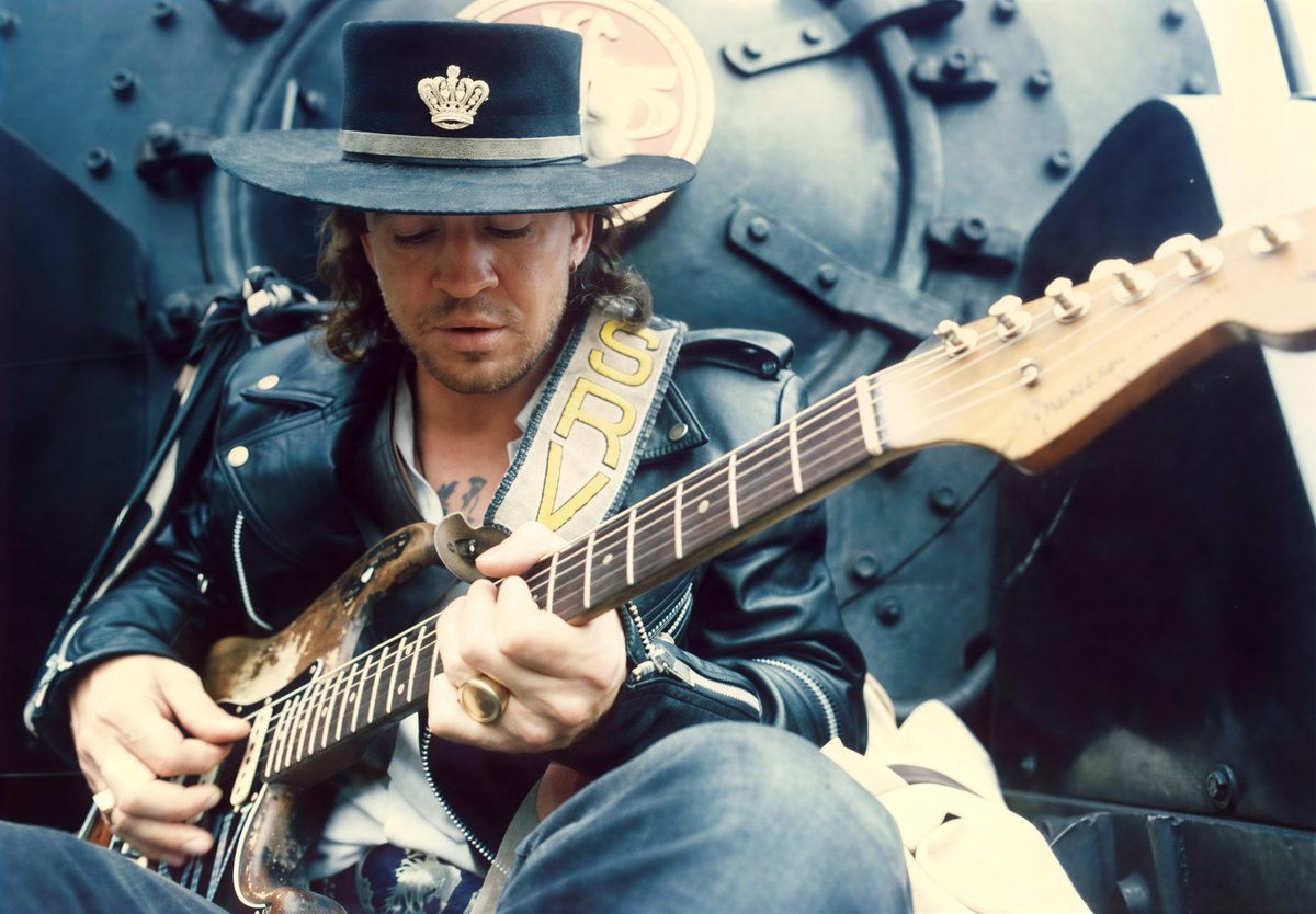 bluezharp's tweet image. Stevie Ray Vaughan 
New Zealand, 1988.
Photo by ©Janna LeBlanc