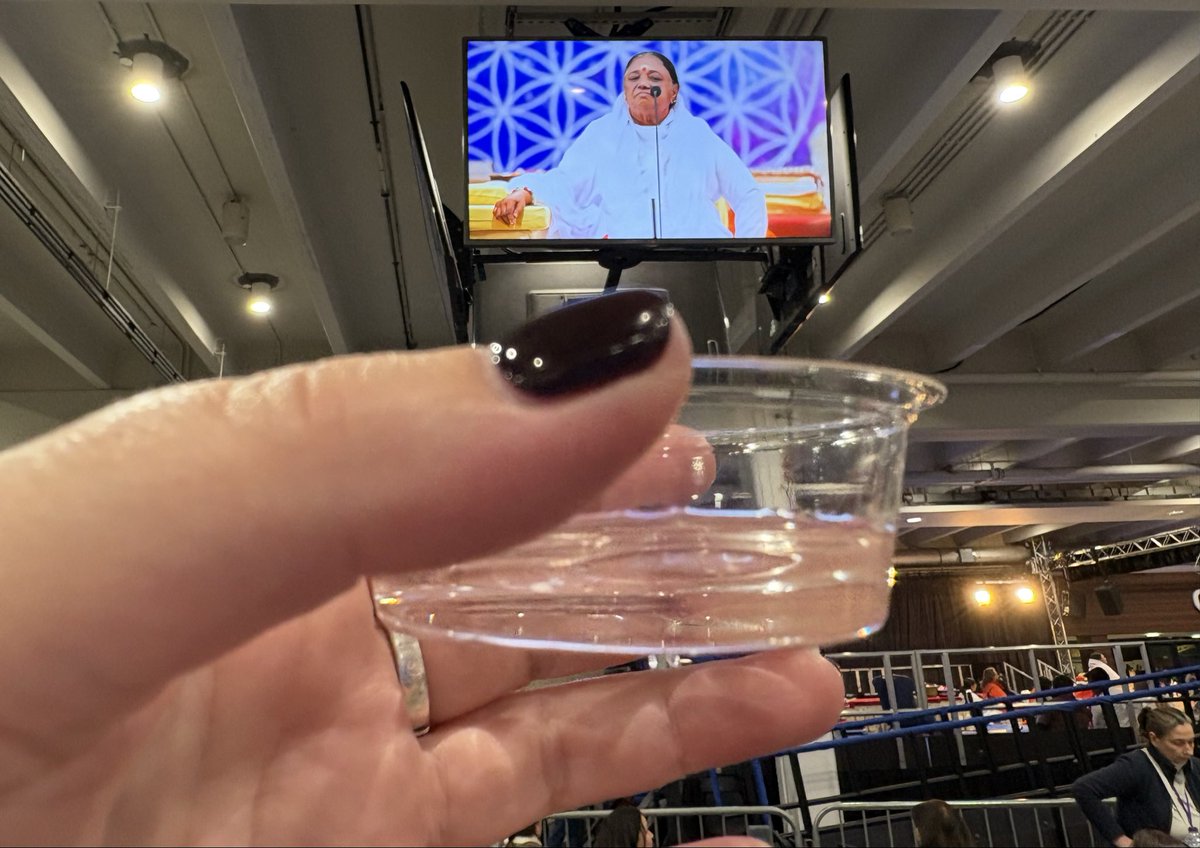 poisonous_pixie's tweet image. #amma