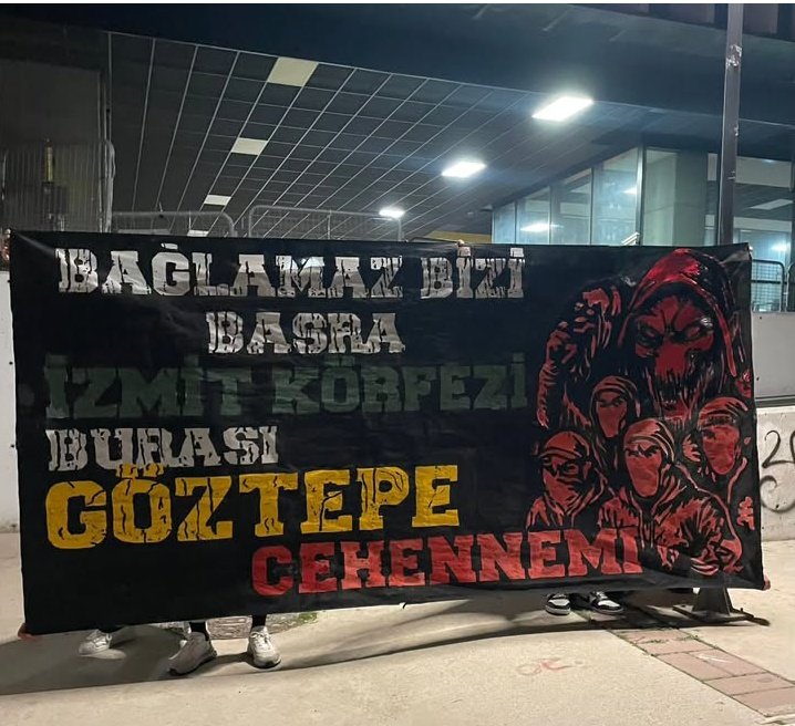Gel körfez gel. Burası beyliklerin yıkıldığı Göztepe İmparatorluğu, burası Göztepe Cehennemi...
#Göztepe #izmir
#milliyetçigöztepeliler
#izmit #Kocaelispor