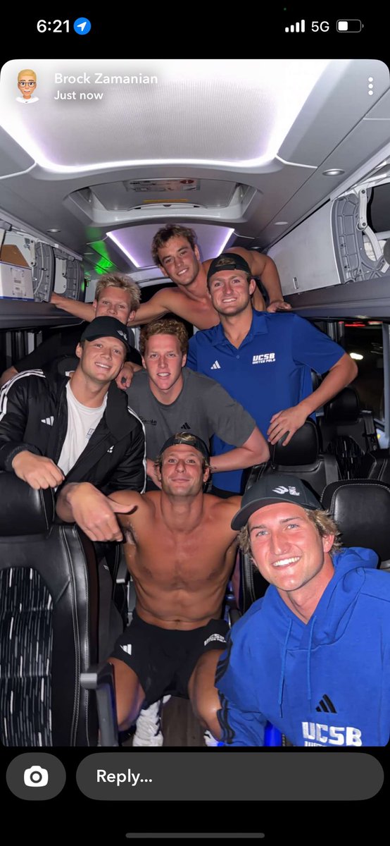 LentinLevi's tweet image. Last time back of the bus boyz…. #1OUT