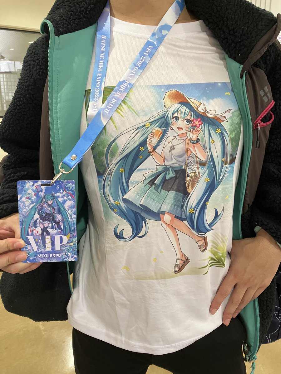 zen393939's tweet image. MINIEC最高でした！
今日はMIKUEXPO2025バンコクverの服装で参加してます！
次は夜のミククロじゃい！