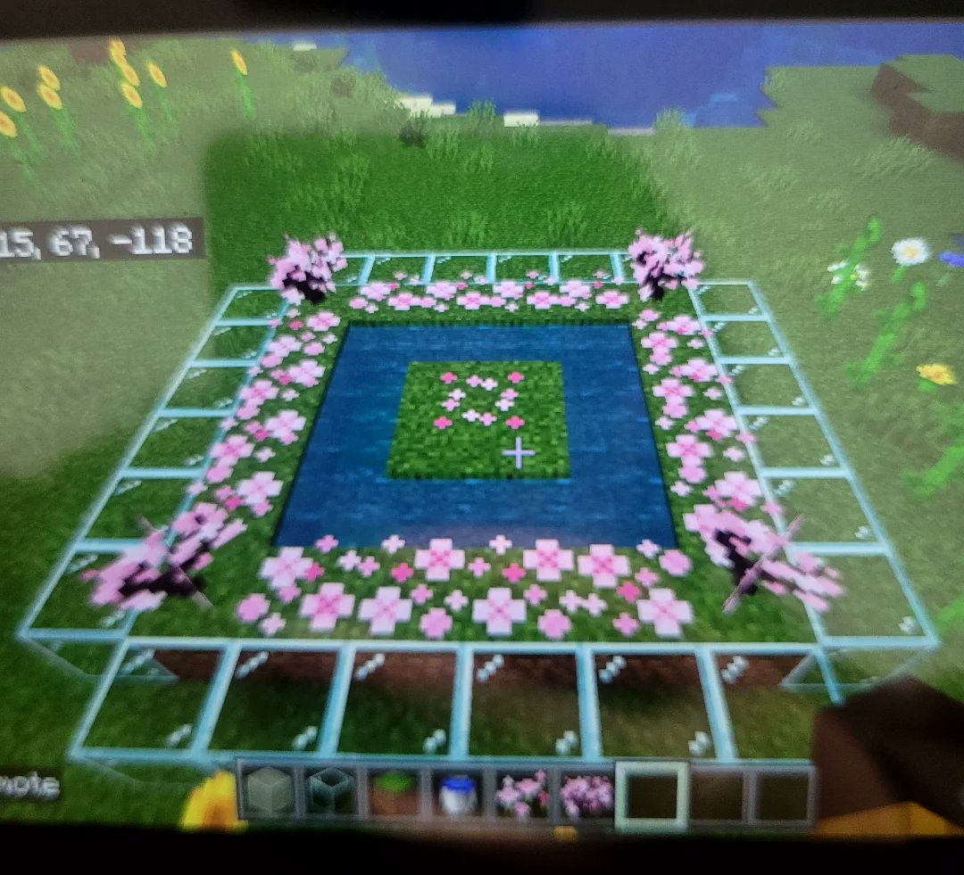 MinecraftMeme07's tweet photo. Is there a seed like this? :) https://t.co/Prd1FOHf48