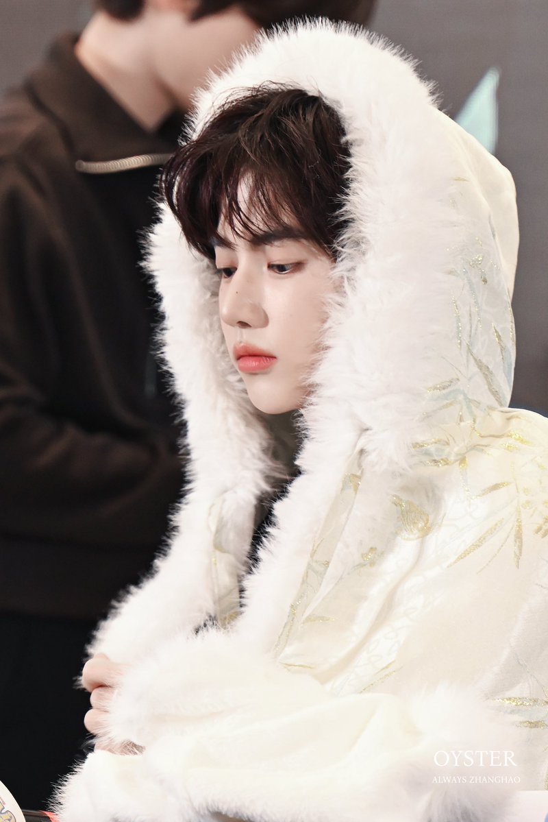 OysterM_Hao725_'s tweet image. 251122 SR 팬사인회
왜 이렇게 이뻐!!!

#ZHANGHAO #장하오 #章昊 #ジャンハオ
#ZEROBASEONE