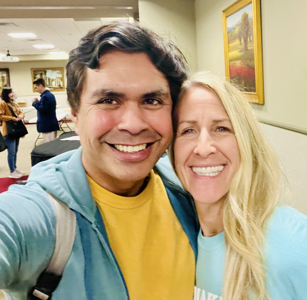 Meeting #KimberlyZember is like being exposed to an energetic ray of sunshine dropping truth bombs from same-sex attraction to freedom in Christ.
#Chastity
#CatholicSpeaker
#Testimony