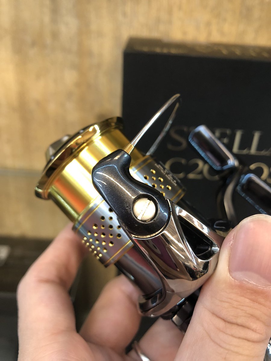 イチオシ商品情報】 シマノ製品『10ステラC2000S』が入荷しました