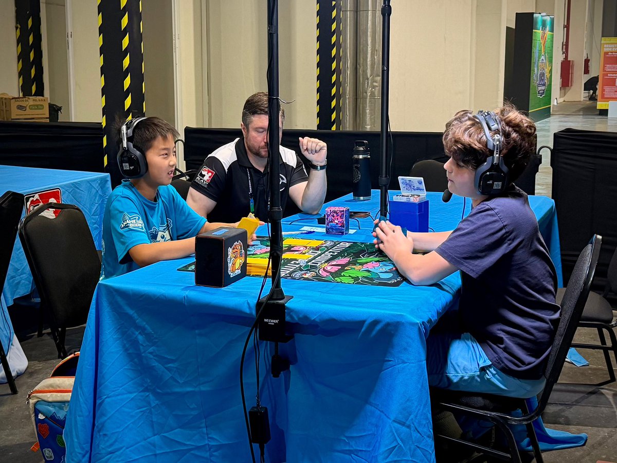 Charles Ran tweet media