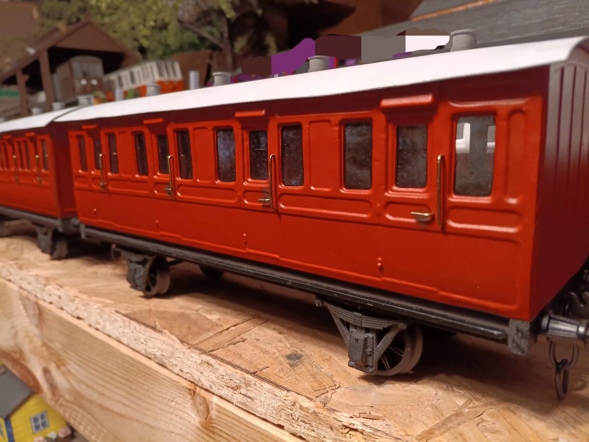 ModelsThomas's tweet image. Thomas has some new coaches!