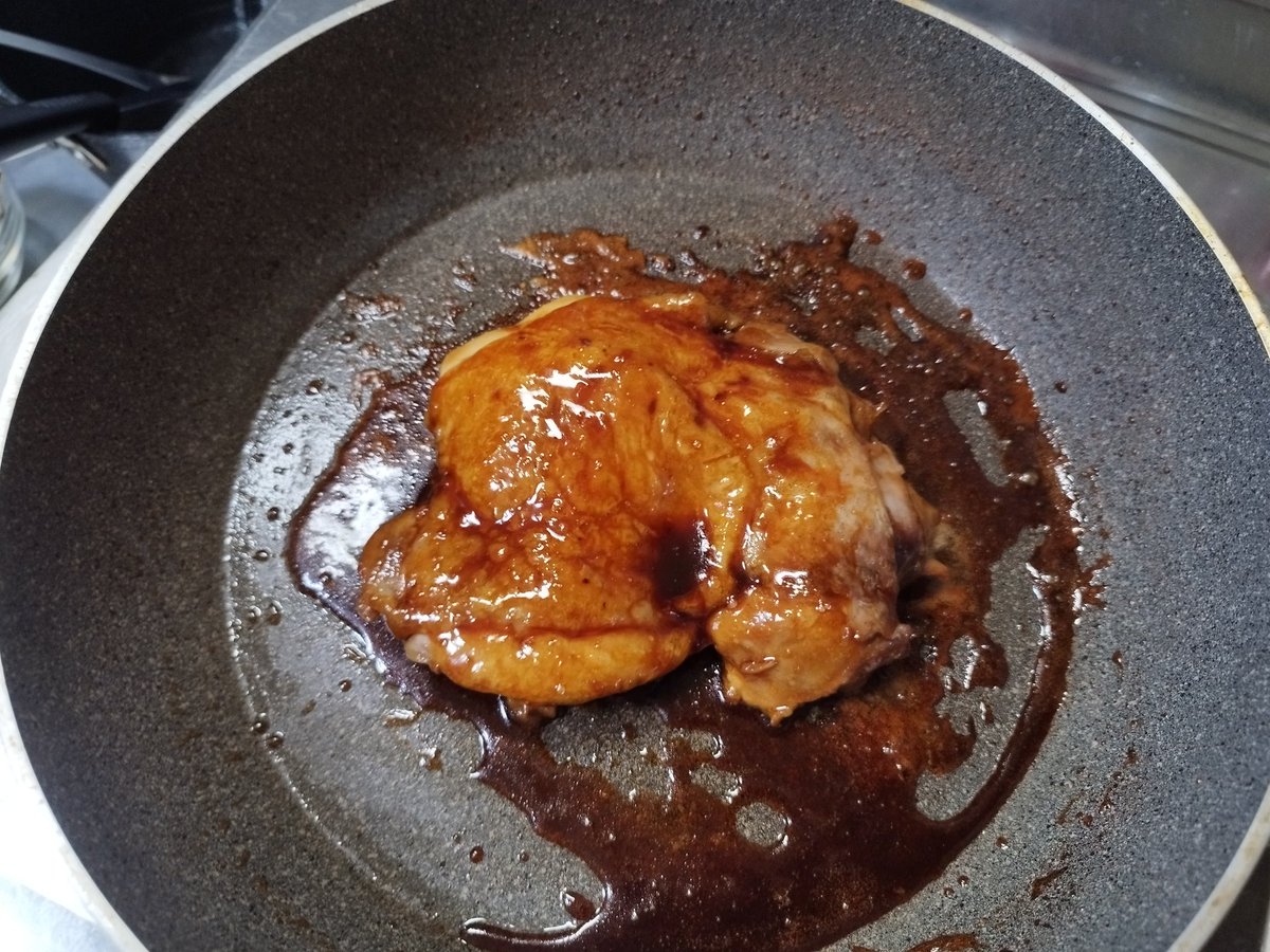 SES_ArraySan's tweet image. お弁当用に鶏の照り焼きつくったのだ