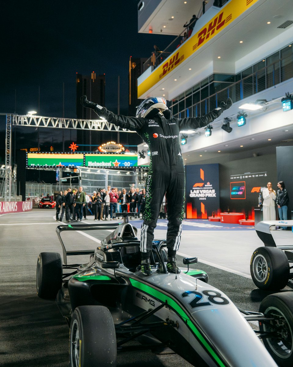 f1academy's tweet image. Every lap, every challenge, every second - all leading to this moment. 🤩 👑

#F1Academy #LasVegasGP