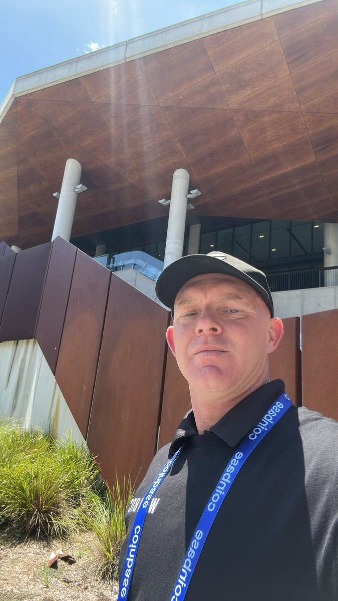 After the miserable weather the last couple of days, Sydney has turned on the sunshine just in time for the <a href="/SwyftxAU/">Swyftx</a> yacht party for <a href="/AusCryptoCon/">Australian Crypto Convention</a> 

See you there🔥