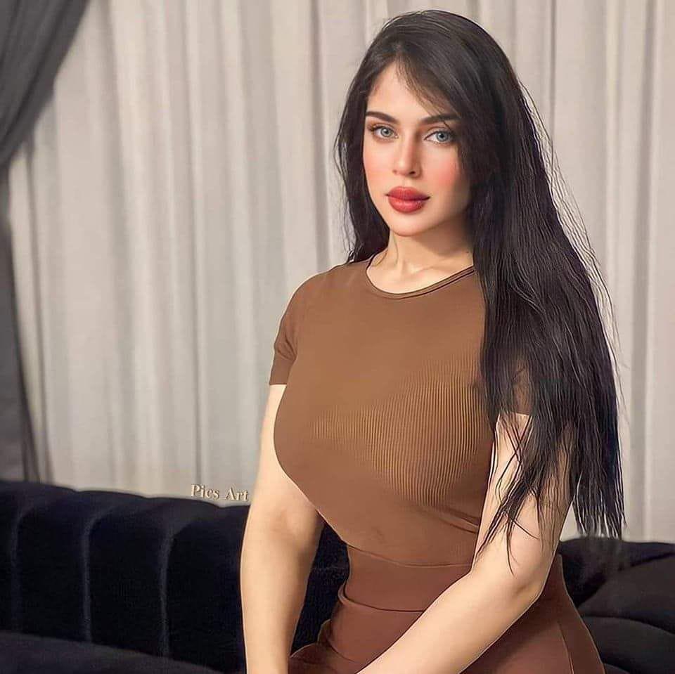 الجميع يسمع ما لديك لتقوله. الأصدقاء يستمعون إلى ما تقوله. أفضل الأصدقاء يستمعون إلى ما لا تقوله