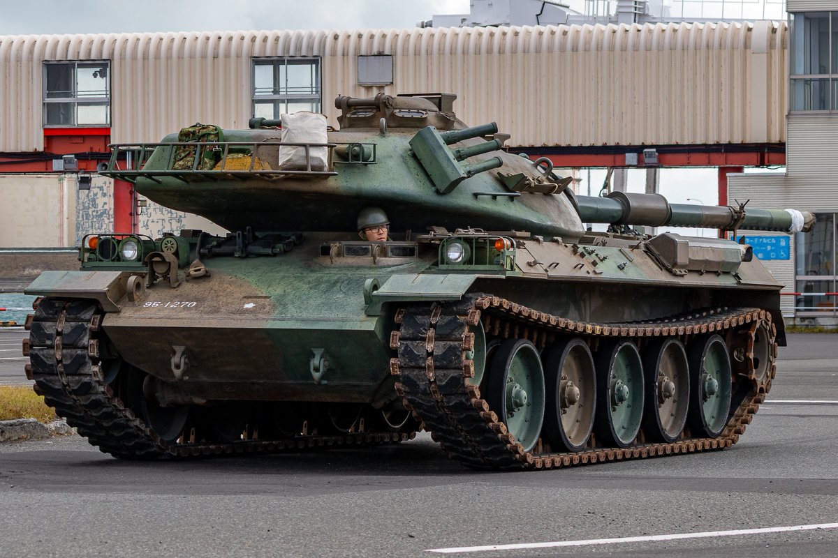 e2e3e2e3's tweet image. 元第9戦車大隊の74式戦車を撮影しました。
動いている74戦車をみれるとは
思いませんでした。