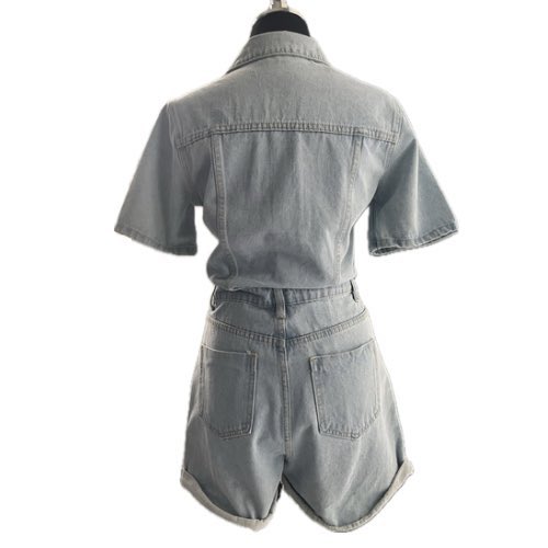 จั๊มสูทยีนส์ SHEIN 

Size: อก36 เอว27-28 สะโพก38 ยาว 30

Price: 180.-

#เสื้อผ้ามือสอง #ส่งต่อเสื้อผ้ามือ2 #ส่งต่อเสื้อผ้ามือสอง #ส่งต่อเสื้อผ้า #vghbkk #stylistshop #ส่งต่อcintageshop #ส่งต่อuniqlo #ส่งต่อhm #ส่งต่อจั๊มสูท #ส่งต่อเดรส #ส่งต่อshein