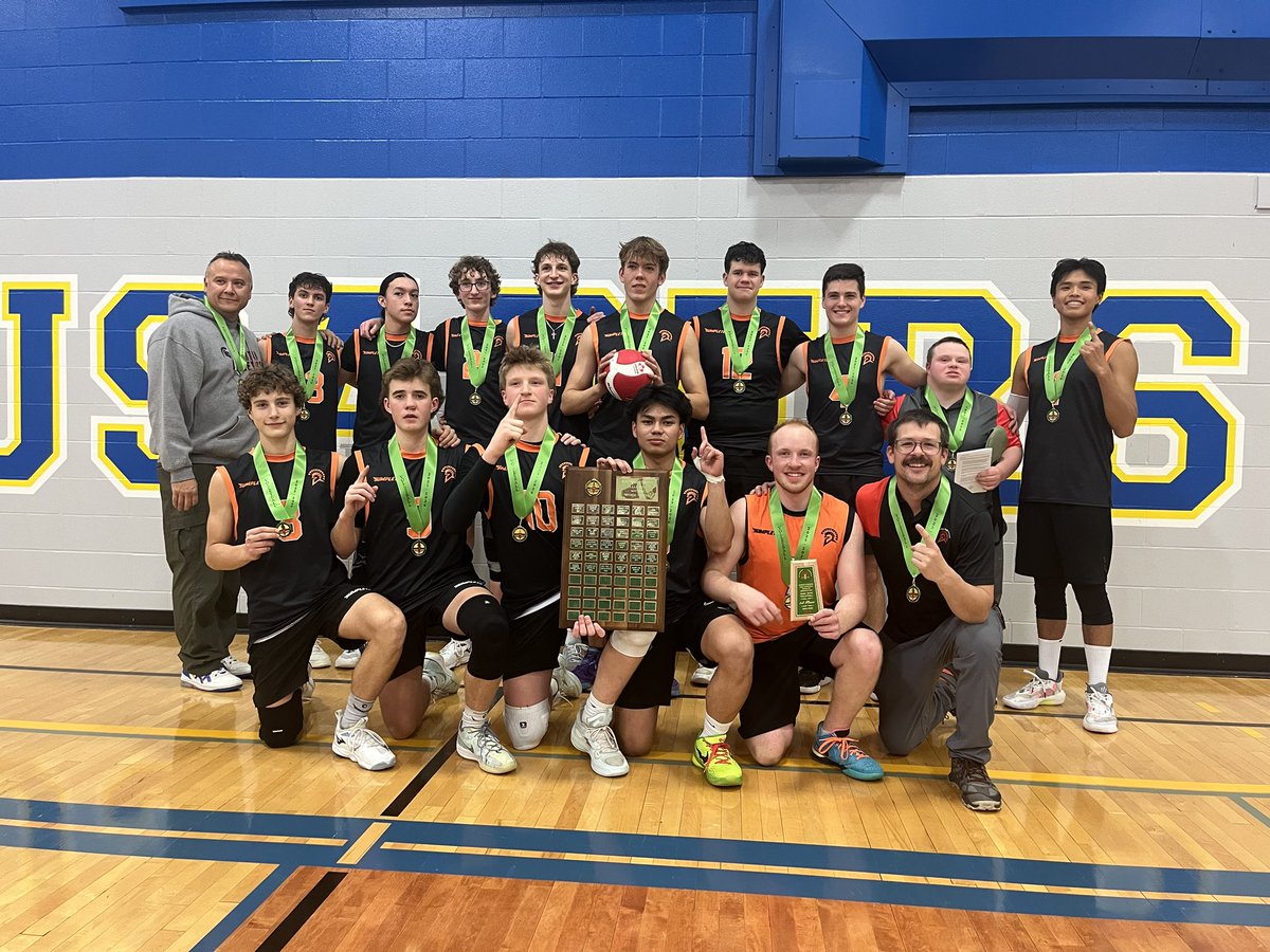 shsaasport's tweet photo. 🏐4A Boys🏆

🥇 Meadow Lake
🥈 Moose Jaw Central
🥉 Melfort https://t.co/hN7thD8ZBm