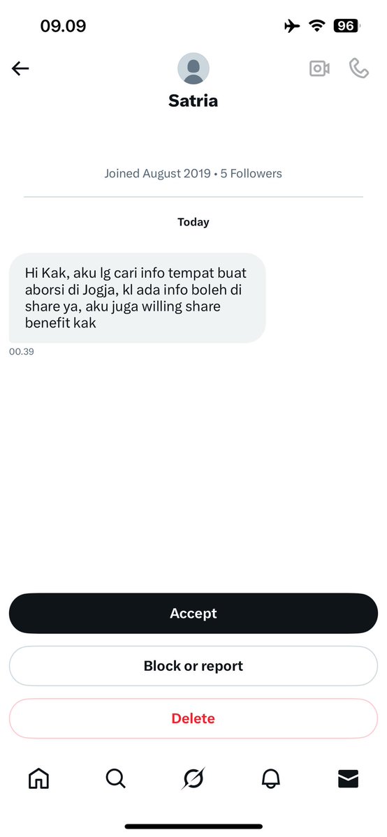 tottallygewd's tweet image. nyebut gak lo?!!😡👊🏻