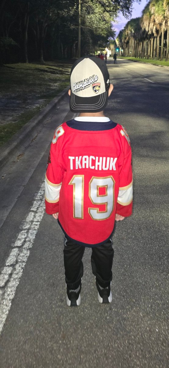 This kid has been to every Saturday game this season! #TimeToHunt