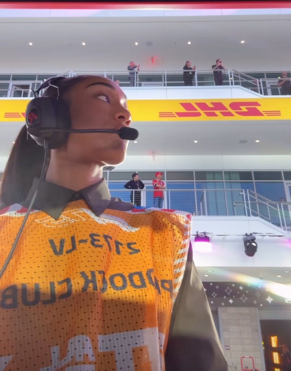 othersidedj's tweet image. My pretty speed racer A’ja 😍🏁🏎️