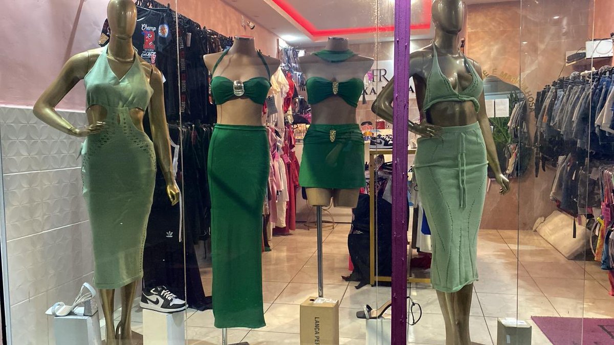 VillelaGaabi's tweet photo. Vitrine da semana ✨🎄

Estr. de Botafogo, R. Seletiva - Costa Barros, Rio de Janeiro - RJ, 21532205 Rio de Janeiro, Rio de Janeiro https://t.co/fi9irkSt4G