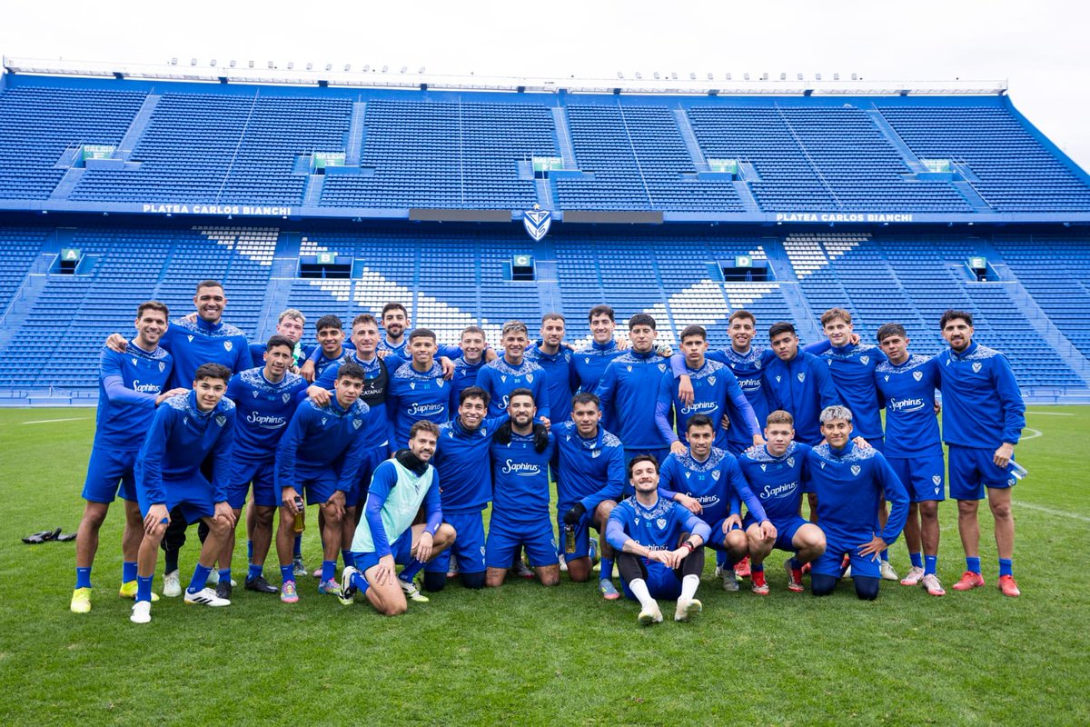 Sábado Vélez tweet media