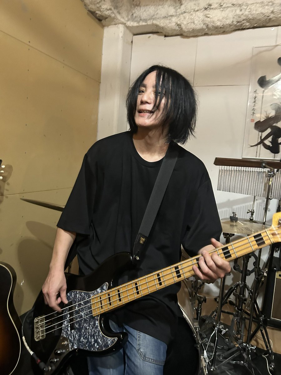 masa19840601's tweet image. 昨日はオリーバーズ企画
「お昼からお酒を飲むと贅沢な気分にナール vol.3」
皆様ありがとうございました！
いやーめっちゃくちゃ笑ったね
こんなに笑ったのは久しぶり
やっぱりこのメンツは最強
楽しすぎた

#オリーバーズ
#植田健一
#村上達郎