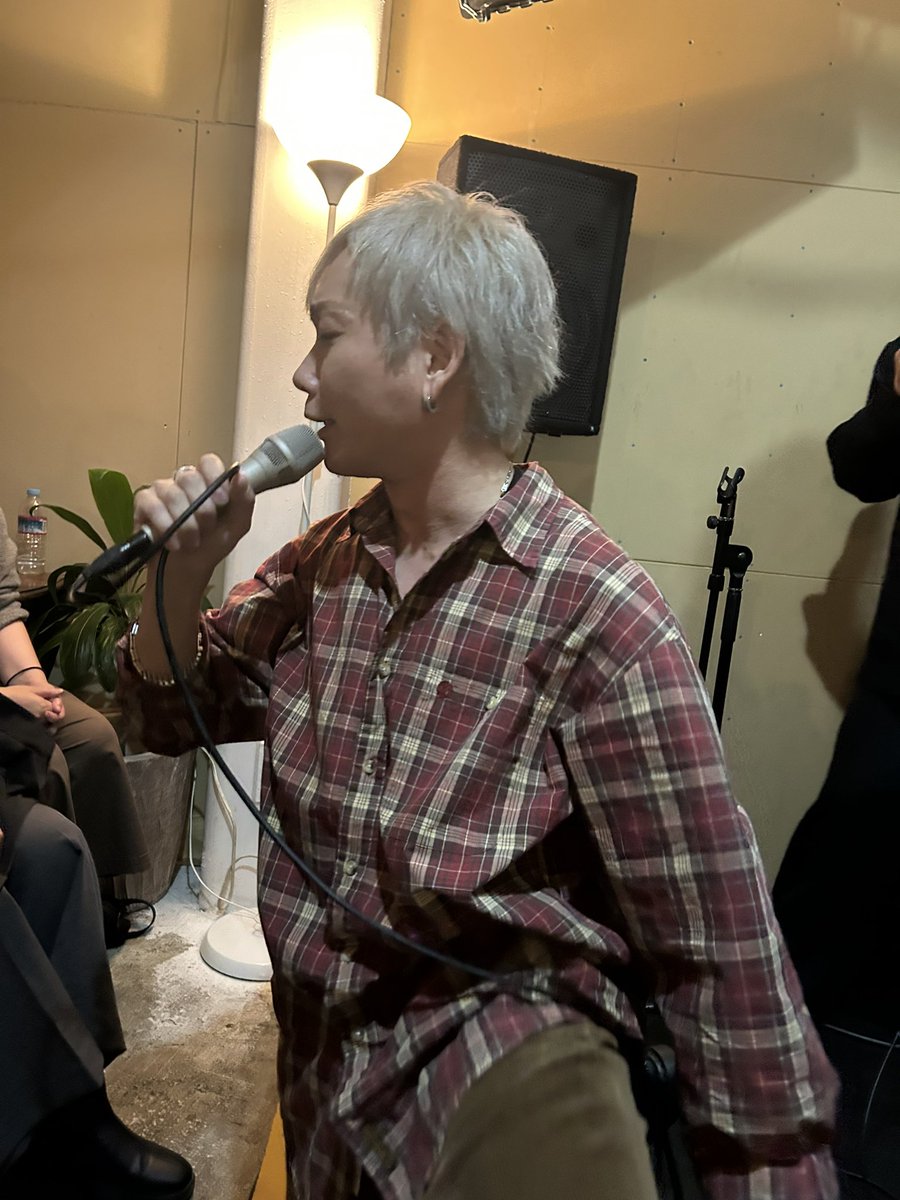 masa19840601's tweet image. 昨日はオリーバーズ企画
「お昼からお酒を飲むと贅沢な気分にナール vol.3」
皆様ありがとうございました！
いやーめっちゃくちゃ笑ったね
こんなに笑ったのは久しぶり
やっぱりこのメンツは最強
楽しすぎた

#オリーバーズ
#植田健一
#村上達郎