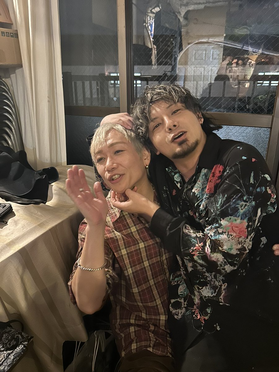 masa19840601's tweet image. 昨日はオリーバーズ企画
「お昼からお酒を飲むと贅沢な気分にナール vol.3」
皆様ありがとうございました！
いやーめっちゃくちゃ笑ったね
こんなに笑ったのは久しぶり
やっぱりこのメンツは最強
楽しすぎた

#オリーバーズ
#植田健一
#村上達郎