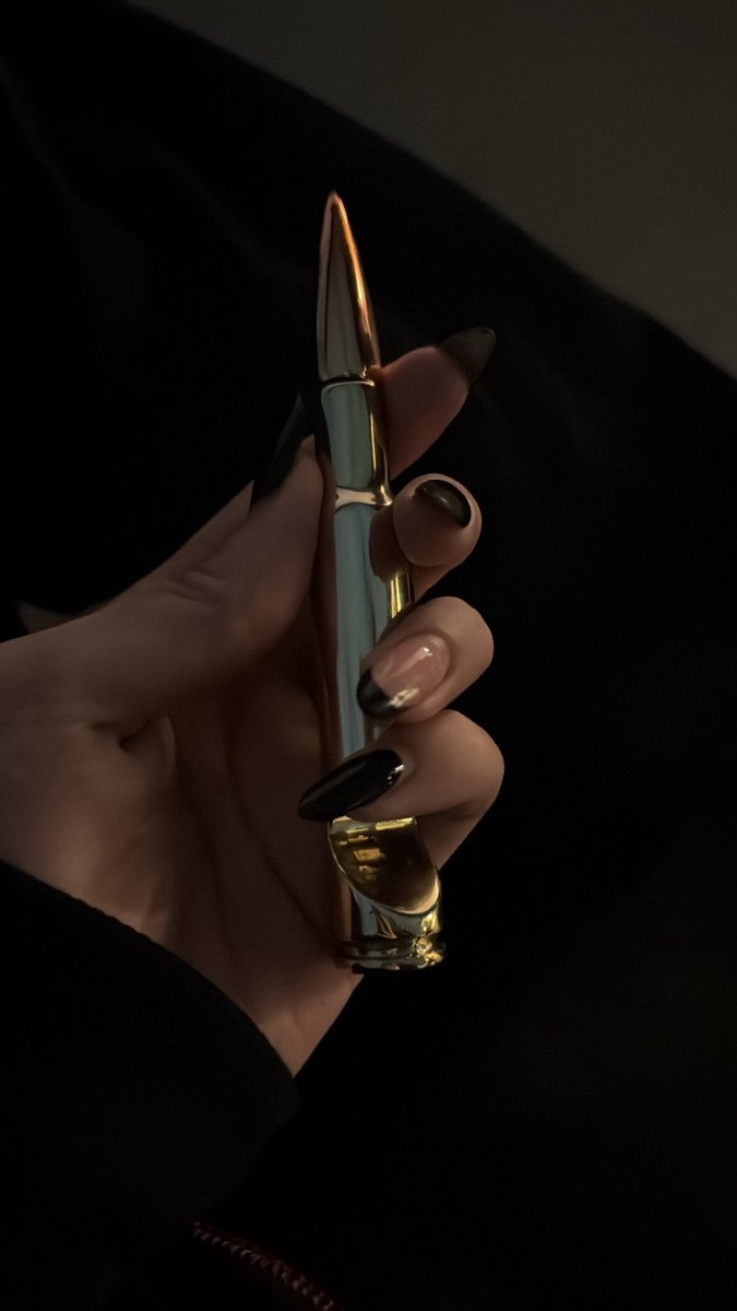 beamom's tweet image. “era melhor quando você não queria”

entendi Nando, vai avisando