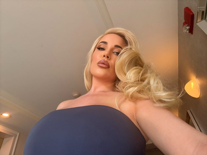 3 pic. Hii 💖😍 https://t.co/y7WTPQxWNT