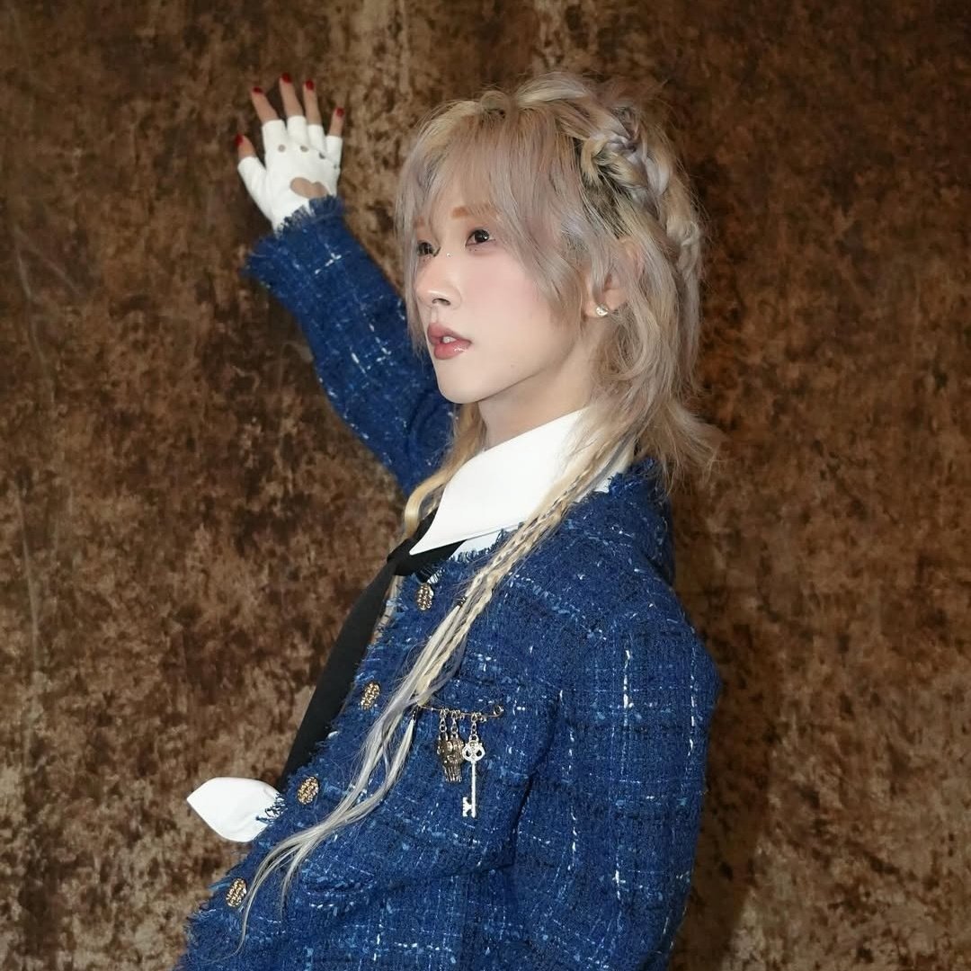 KONEKONUNU's tweet image. So...@.DomundiTV...since we&apos;re already extensions...how about ✨️braided extenstions✨️?