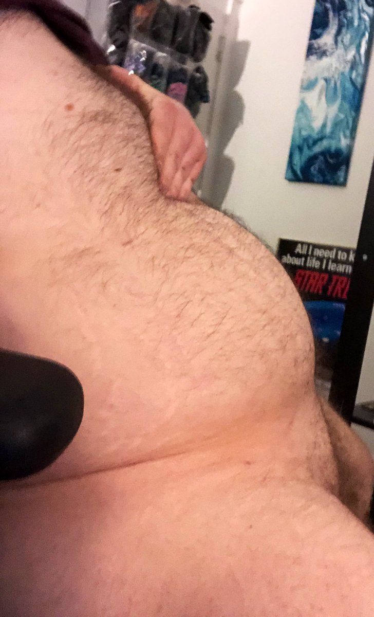 bearbladderbulge tweet media