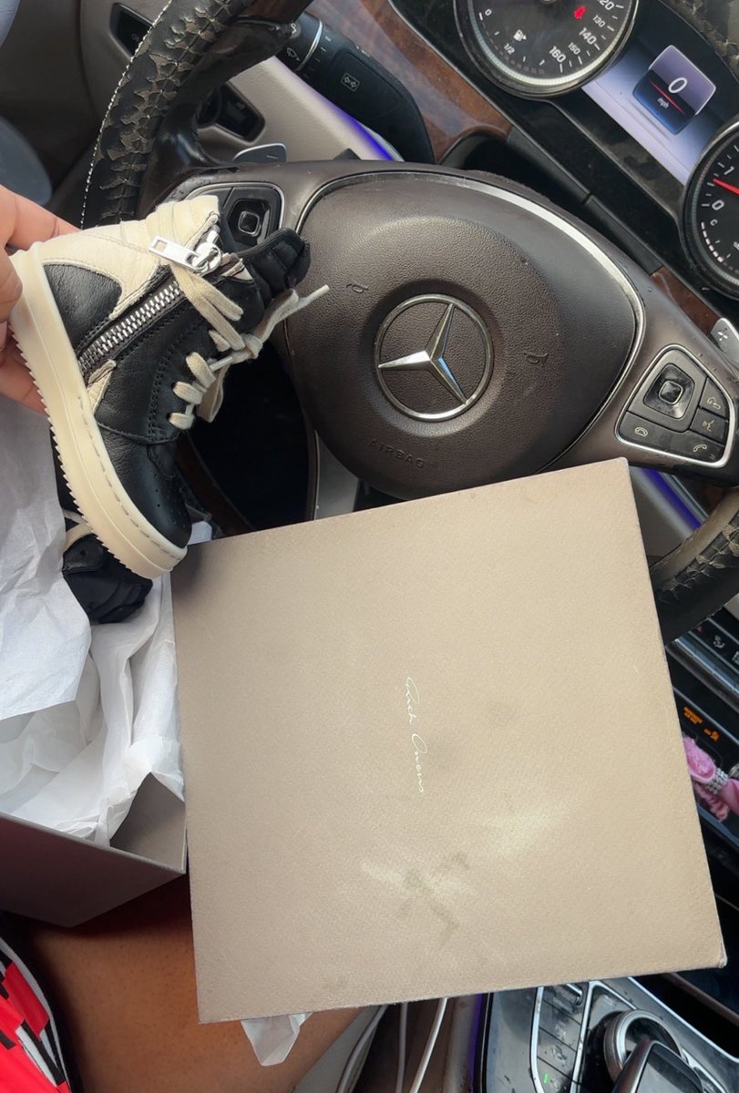 kamariidanae's tweet image. 😍😍😍😍I love Rick’s in baby size omg so cuteee im ready for her to wear them!!