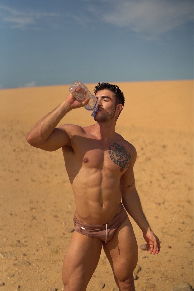 Have you had water today?
<a href="/Damoyaswim/">DAMOYA</a>