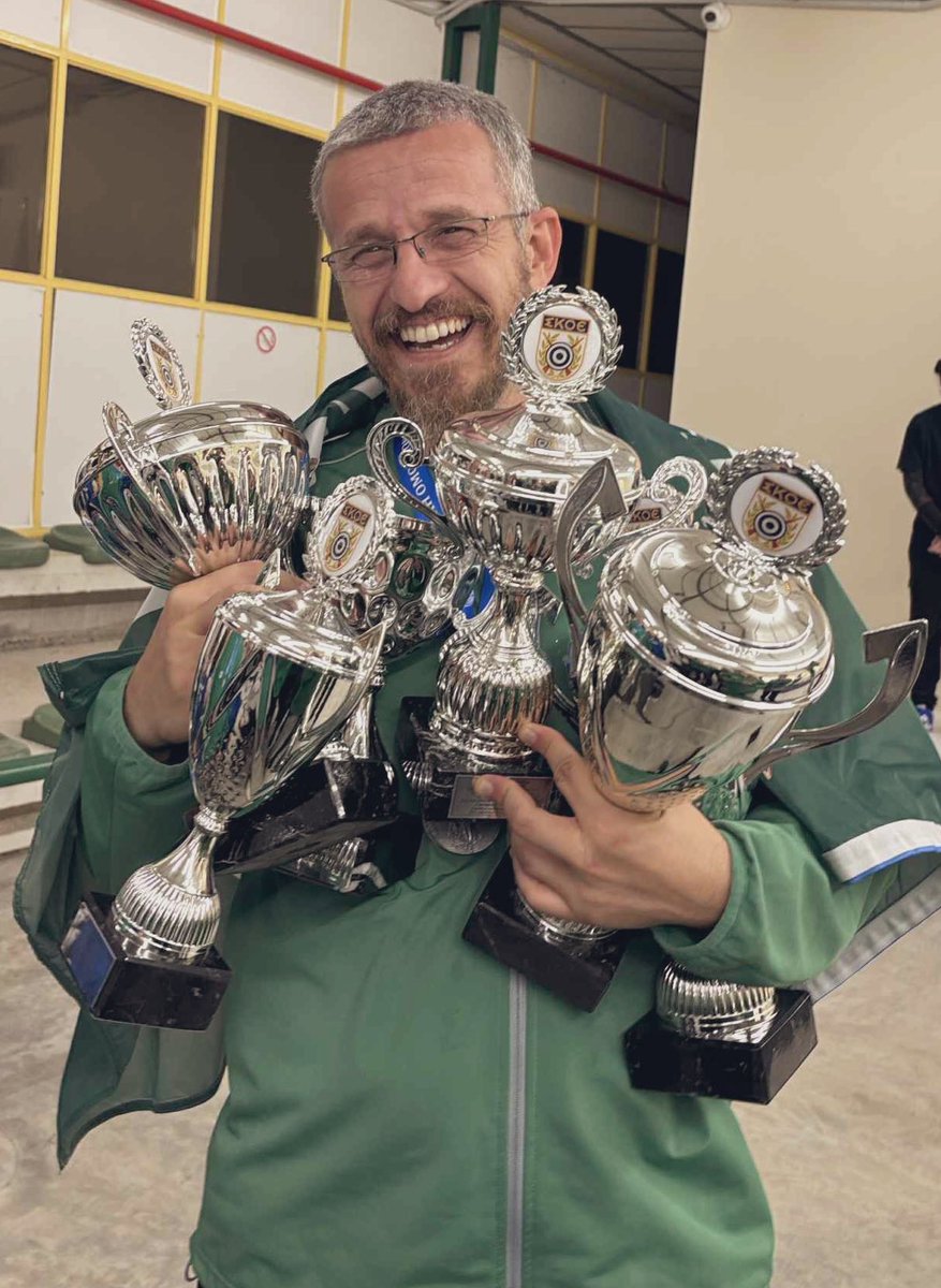 ΥΠΕΡΚΟΥΠΩΣΗ!
Απονεμηθηκαν τα τροπαια της γενικης (πυροβολα - αεροβολα) του 2024, συν το πρωταθλημα γυναικων που πηραμε σημερα! Του 2025 (ανεπισημα) πηραμε κ τη γενικη των πυροβολων κ αεροβολων (περιμενουμε τα επισημα απο τη ΣΚΟΕ).
Συν ασημενιο στο αεροβολο ανδρων (σημερινο)!☘️💪🏻