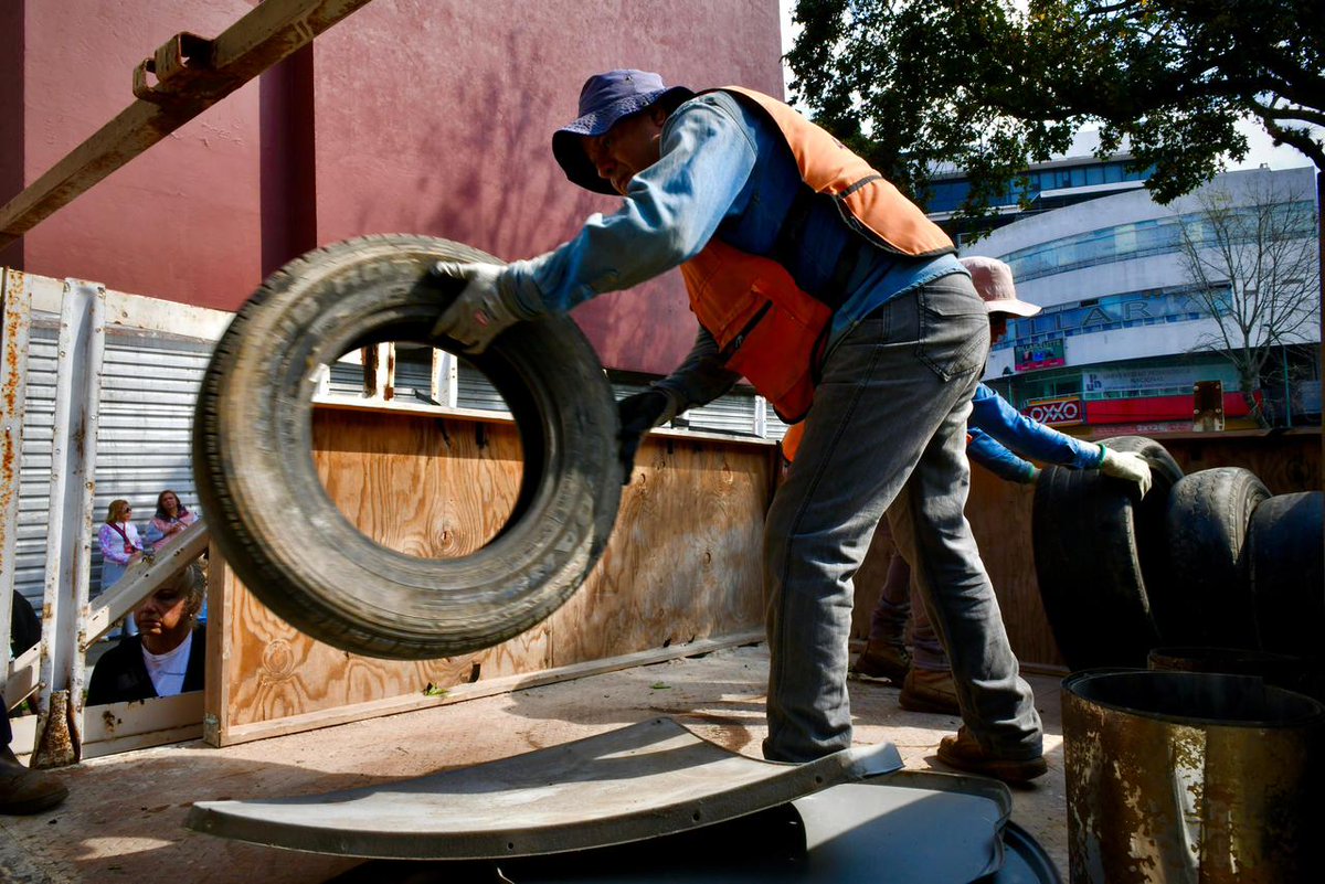 EspejoDelPoder_'s tweet image. Se suma ciudadanía al Segundo Llantatón espejodelpoder.com/se-suma-ciudad… a través de @EspejoDelPoder_