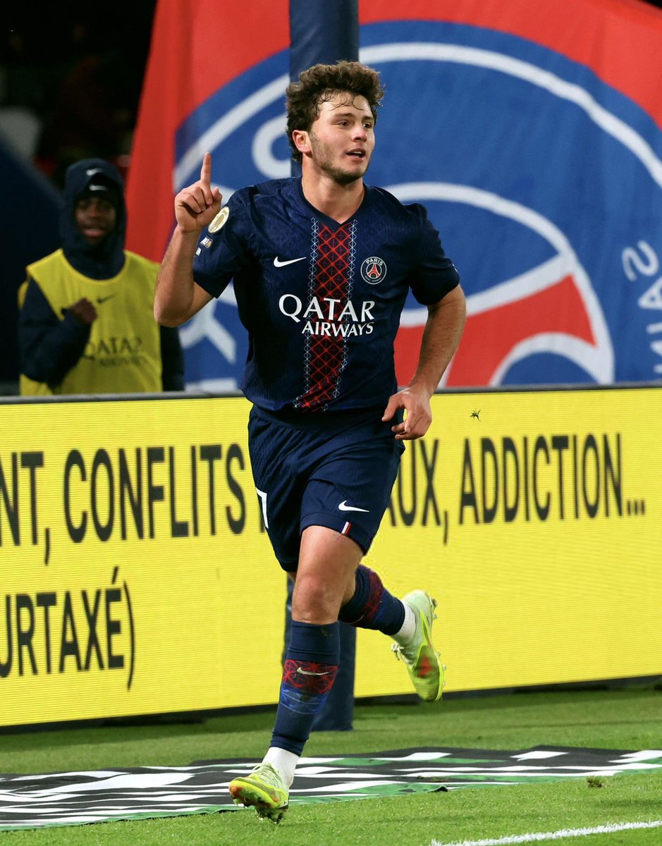 imov_1's tweet image. Joao Neves 🫅🏻☝🏻#PSGHAC