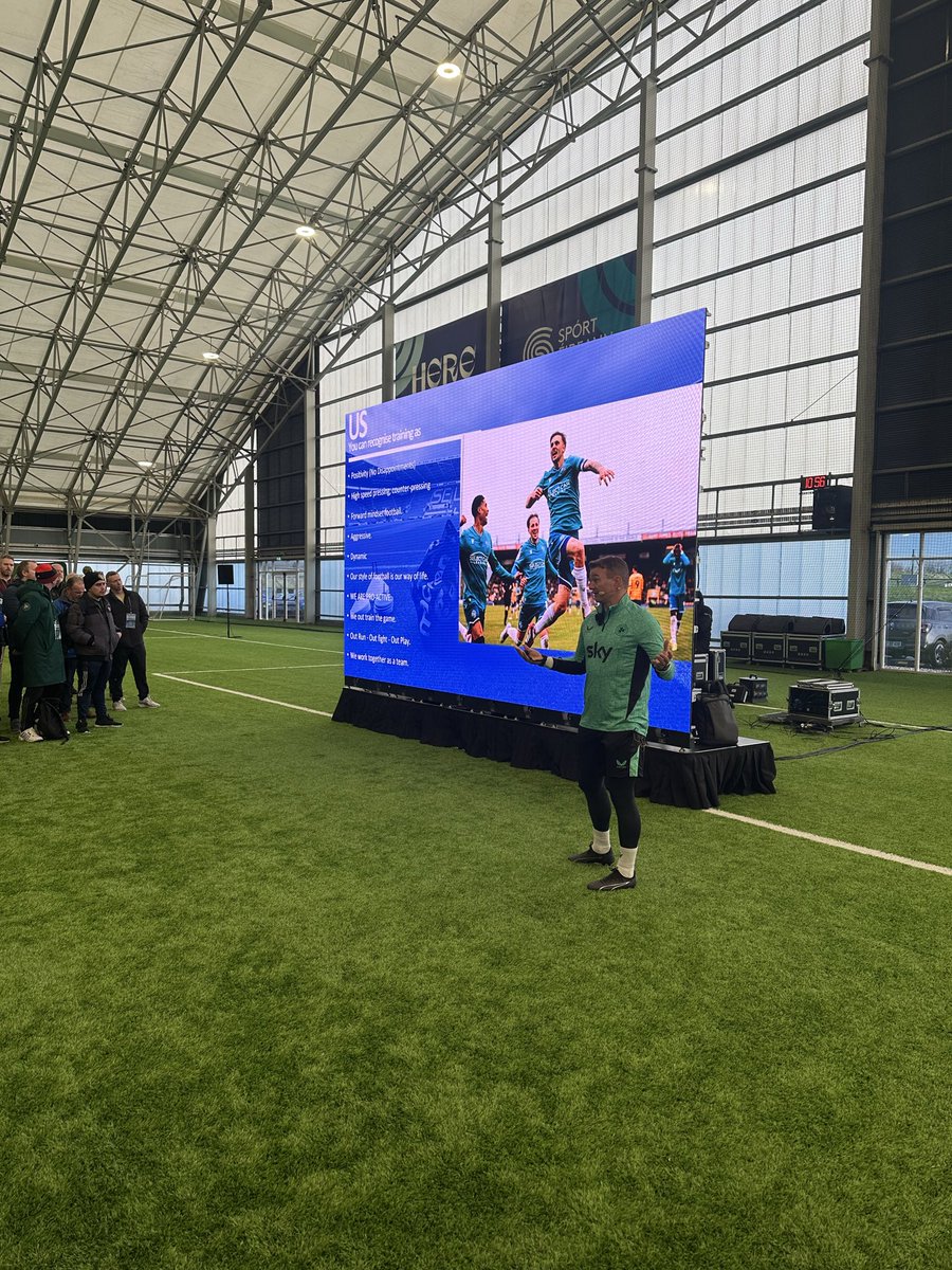 Brian Boyle tweet media