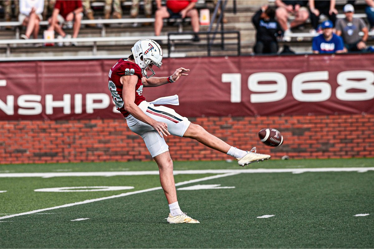 𝗡𝗼 𝗽𝗹𝗮𝗰𝗲 𝗹𝗶𝗸𝗲 '𝗧𝗵𝗲 𝗩𝗲𝘁'.