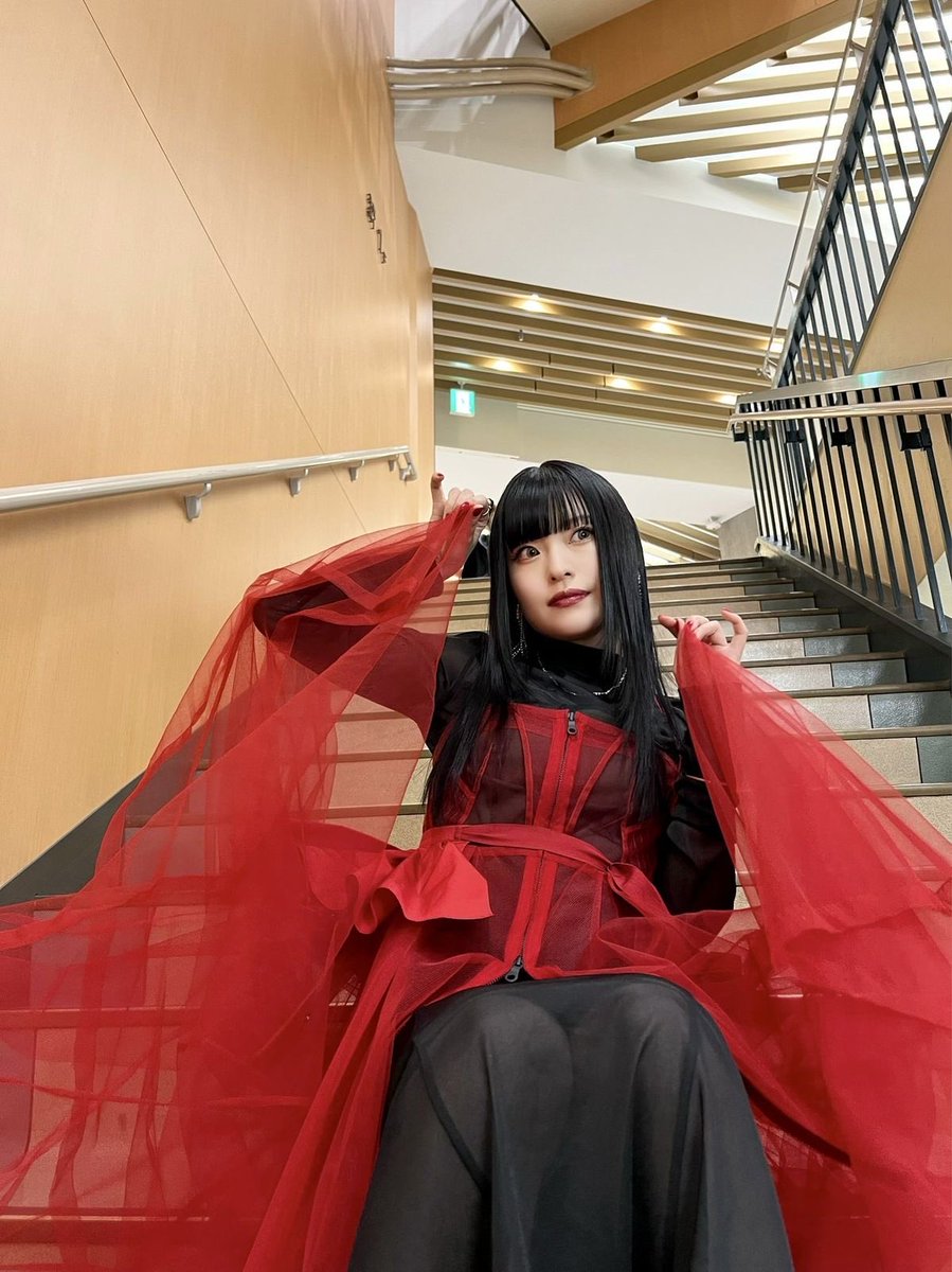 ReoNa_ASCA_go's tweet image. 皆さんおはよー
今日は千歳空港から朝の挨拶✈️
慌てて用意したから会社の📱とペットボトル付けれるカラビナ忘れてきた💦

ASCAさんデビュー8周年の
インスタライブ楽しかった😊
明日ASCAさんのライブ楽しみだ✨

今日も良い一日を😊
#ReoNa
#ASCA