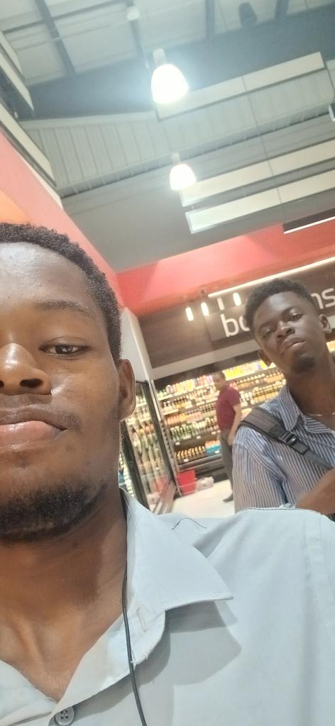 andres_codx's tweet image. Apre nou sot bay leta lè pa l la 🛒🛍️🥱