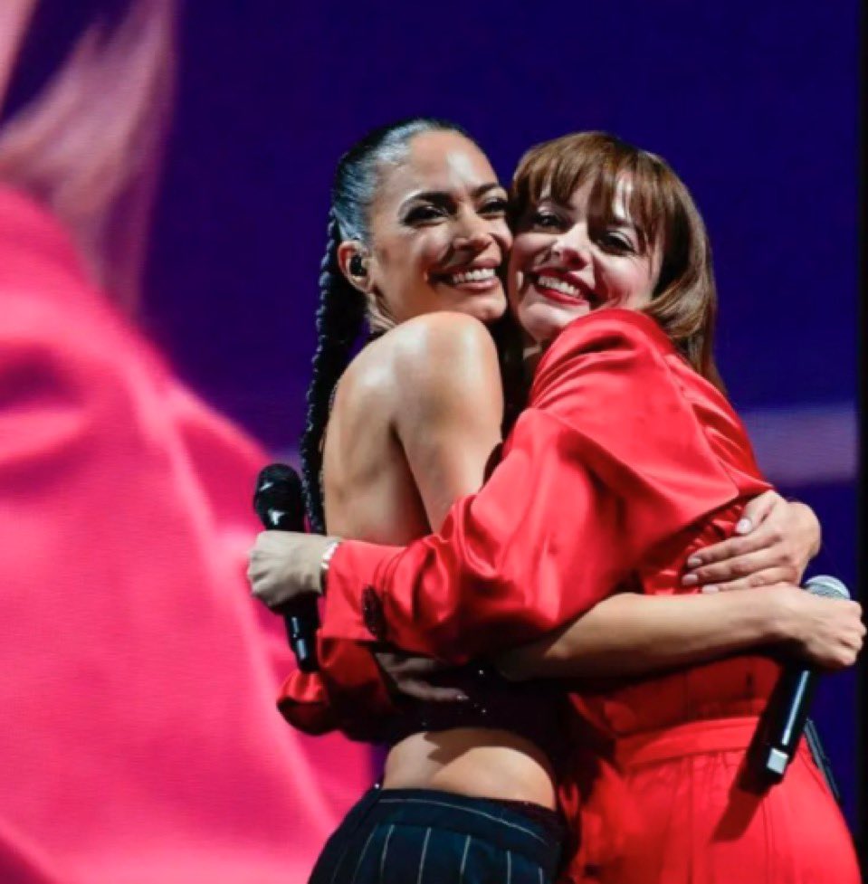 KaloFaCose's tweet image. GUAI SE CONTINUATE A METTERLE L’UNA CONTRO L’ALTRA