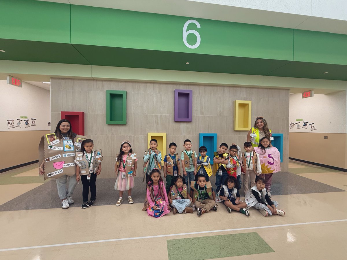 Daniela De Leon tweet media