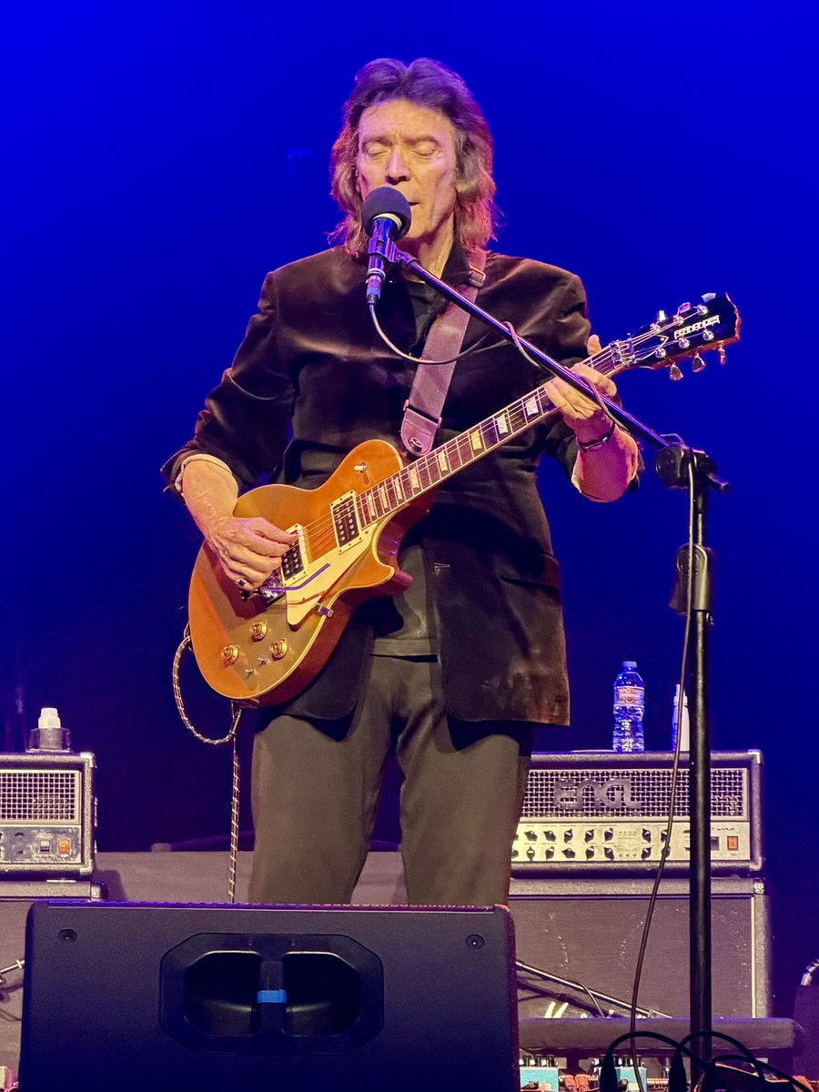 RobbertKangaroo's tweet image. Phenomenal show! Love Hackett and crew!