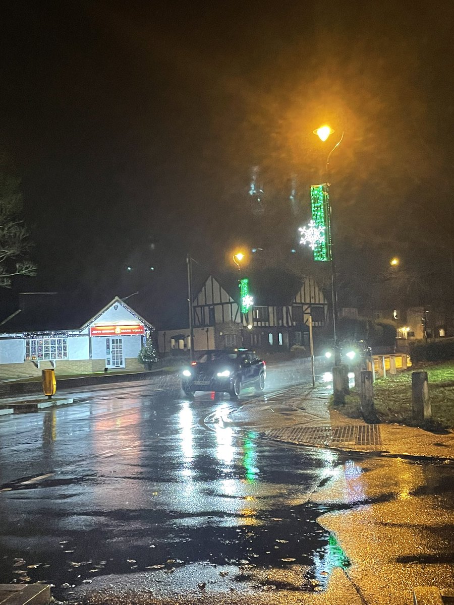 Winter Coat drive 2025

Grear Turnout !! Thank you for your generous donation of winter coats today to support people experiencing homelessness in Croydon.

With <a href="/MargaretBird3/">Margaret Bird</a> , @Archie Prescott, <a href="/Alfie/">Alfie</a> Knight 

<a href="/CroydonTories/">Croydon Conservatives 🇬🇧</a> 

#Wintercoatdrive