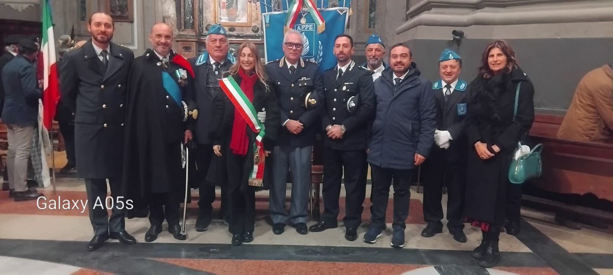 nicaff's tweet photo. 🇮🇹 Ieri ho partecipato alla Messa per la Virgo Fidelis, patrona dei Carabinieri.
Grazie ai Carabinieri della Compagnia di Voghera e al Maggiore Flavio Pressi per il servizio quotidiano e fondamentale alla nostra comunità.
📍 Voghera sempre al fianco di chi serve il Paese. https://t.co/MFecktHYDy