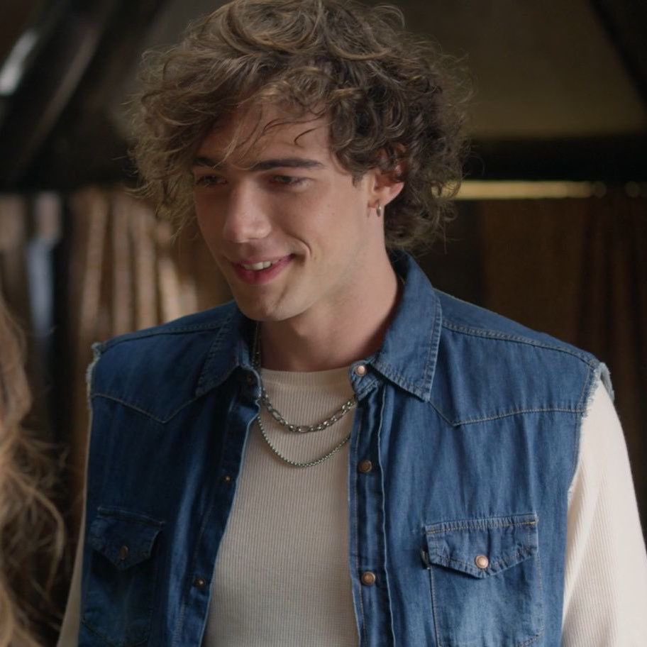 dailybelmonte's tweet image. this or that 

QUEREMOS MARGARITA DOS